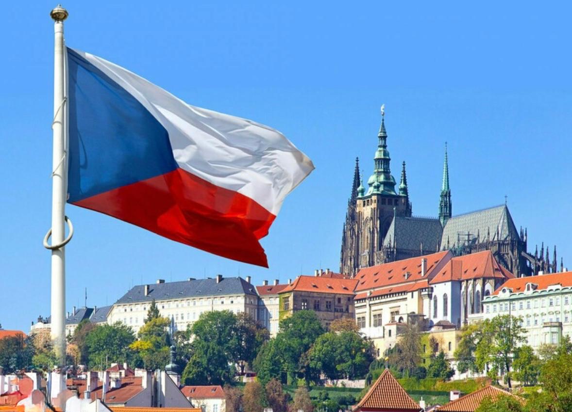 Як отримати довідку про сімейний стан українцю в Чехії ?